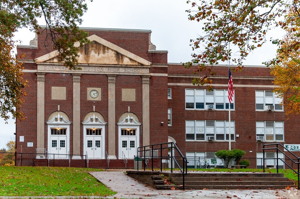 Cornwall Central High School serves students in the Outlying Orange County community.
