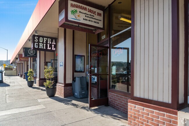 Enjoy Avalon's local dining options like Sofra Grill, right in the neighborhood’s hub.