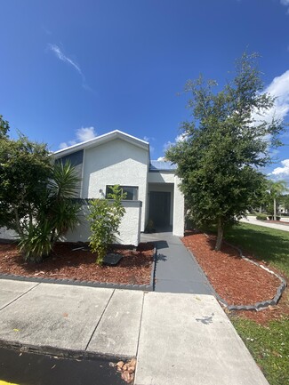 273 SW Sterret Cir, Port Saint Lucie, FL 34953
