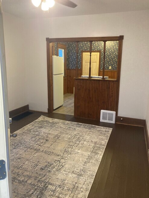 1436 E 9th St unit 2, Erie, PA 16503 - photo 1