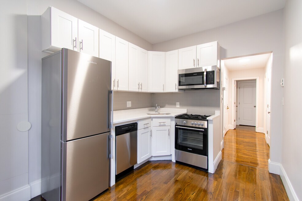 24 Saint Germain St unit 21, Boston, MA 02115 - photo 1
