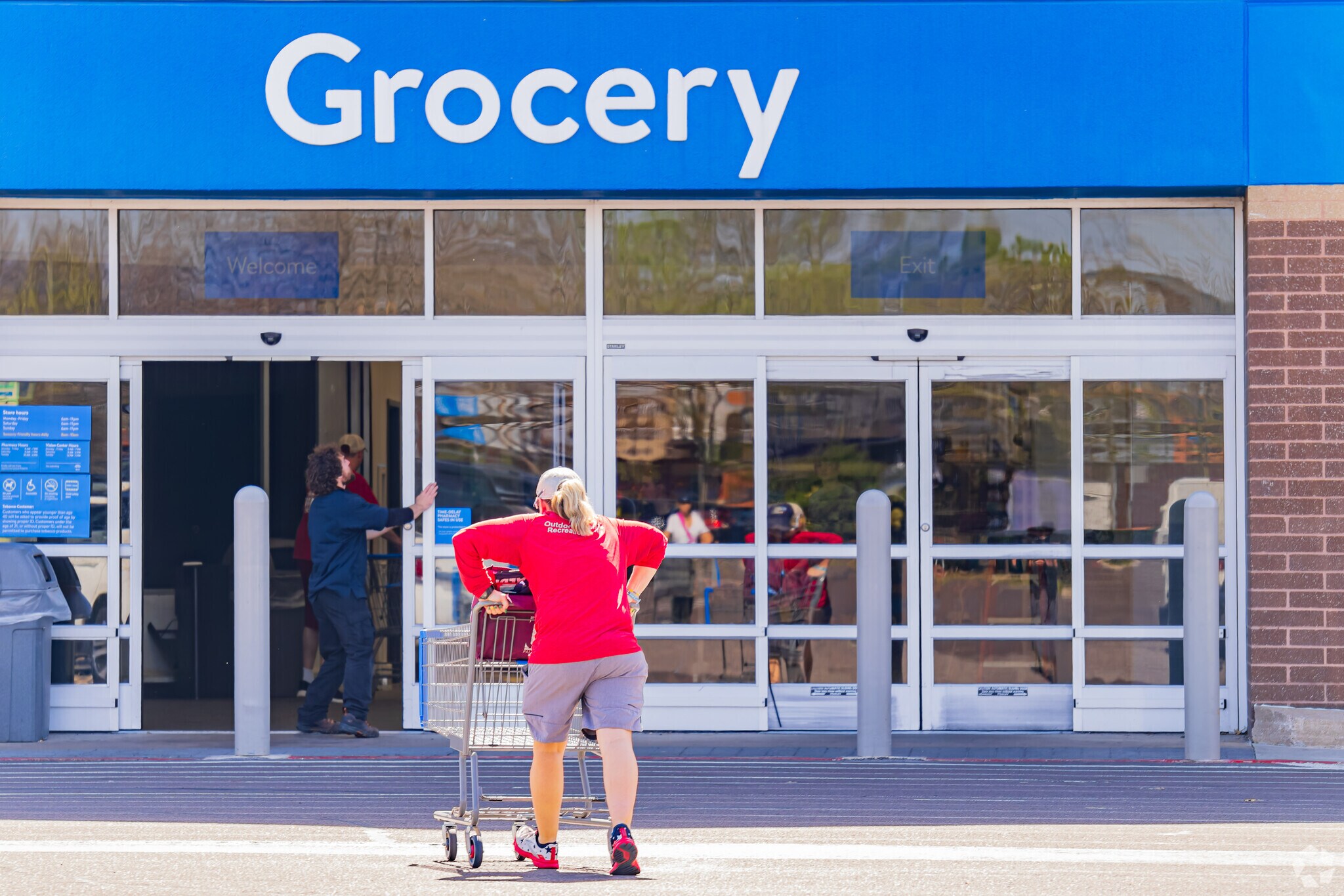 Walmart Supercenter near East Edmond sits right off I-35 for everyday needs.