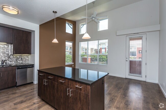 Greenbelt at Eastbridge, Denver, CO 80238 - photo 6