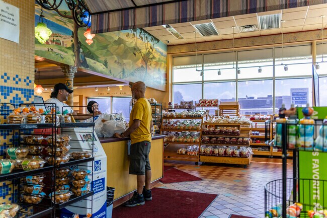New Yasmeen Bakery is a bustling Saturday stop for residents of Oakman Grove.