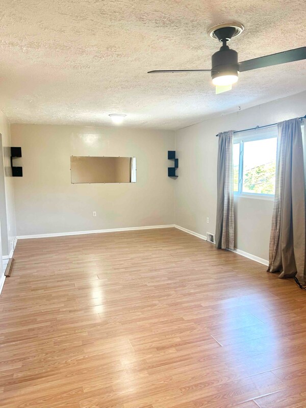 718 Virginia Ave Unit 2, Rochester, PA 15074