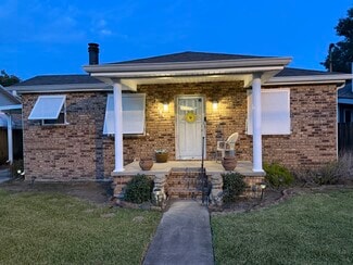 451 Marion Ave, Harvey, LA 70058