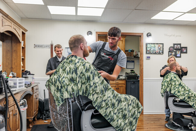 Say looking fresh at Pete Barbershop, located just a few minutes from Mt. Lena.