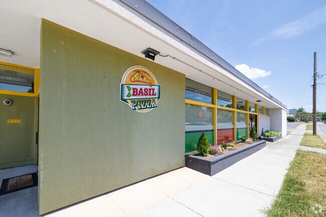 Basil Pizza has a loyal following beyond the Preston Park neighborhood.