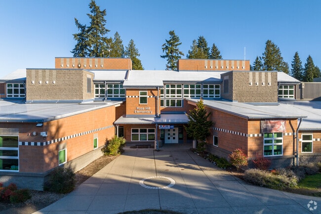 Rose Hill Elementary School's main entrance.