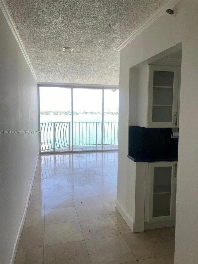 Grandview Palace unit 1007, North Bay Village, FL 33141 - photo 4