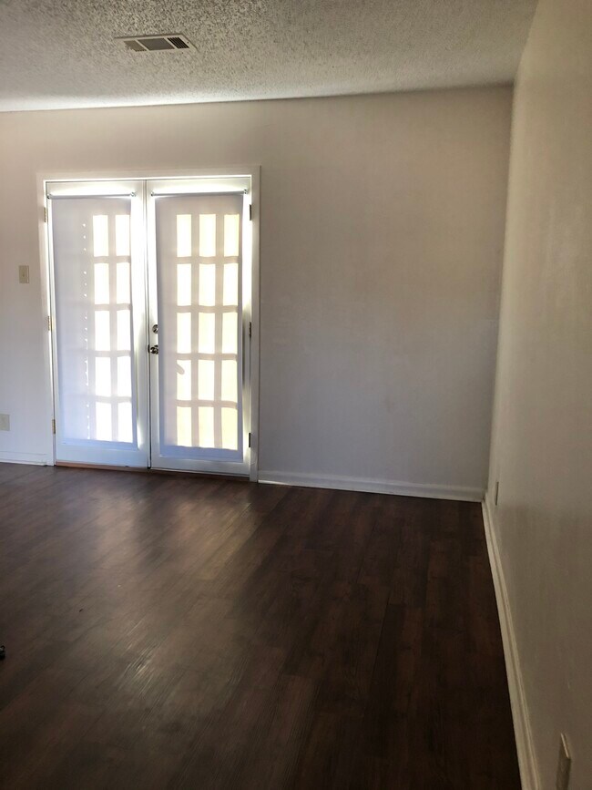 Green Ridge Apartments, Leesville, LA 71446 - photo 5