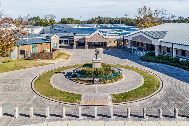 Lincoln High School in Tallahassee is a great school to enroll your child in.