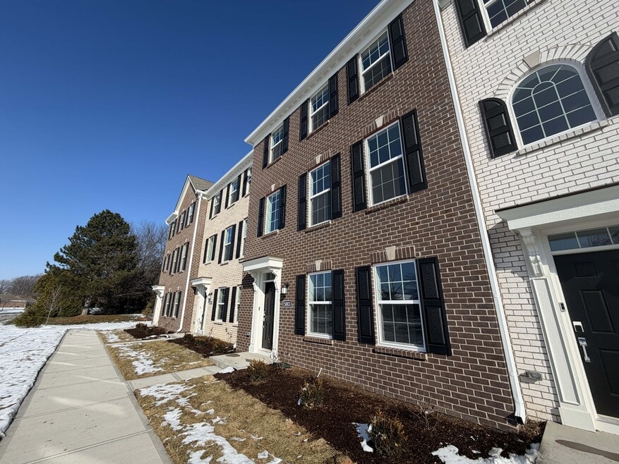 5883 Farwell Ave, Plainfield, IN 46168 - photo 1