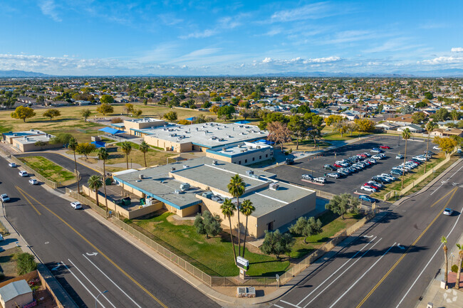 Glendale American School offers a thriving learning environment for its students.