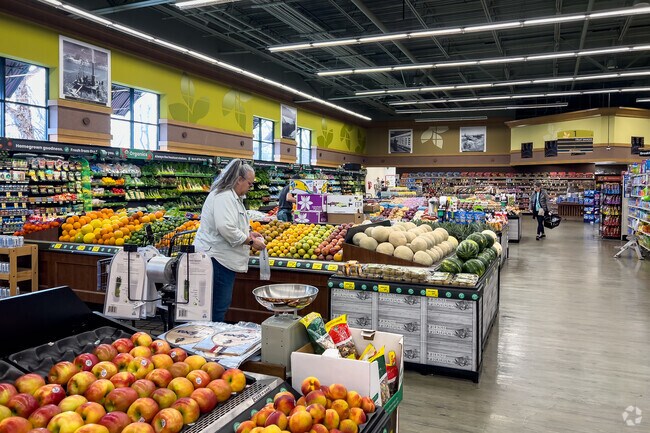 Albertsons in Vista offers an abundance of fresh produce.