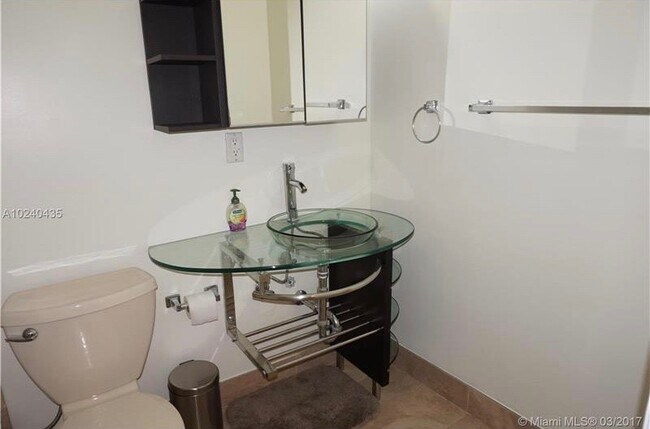 252 Jefferson Ave unit 8, Miami Beach, FL 33139 - photo 5