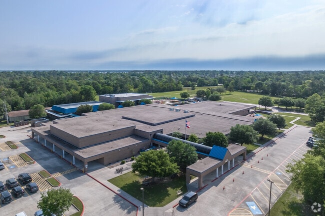 Summerwood Elementary offers specialized educational programs for all children.