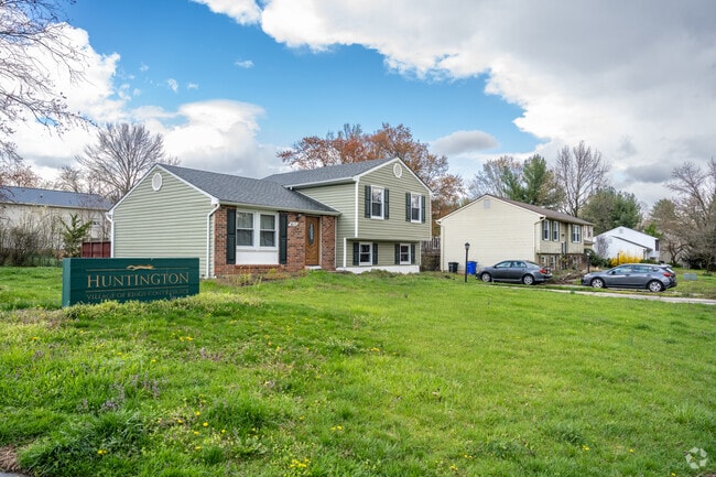 Split-levels are a very common home style in Kings Contrivance.