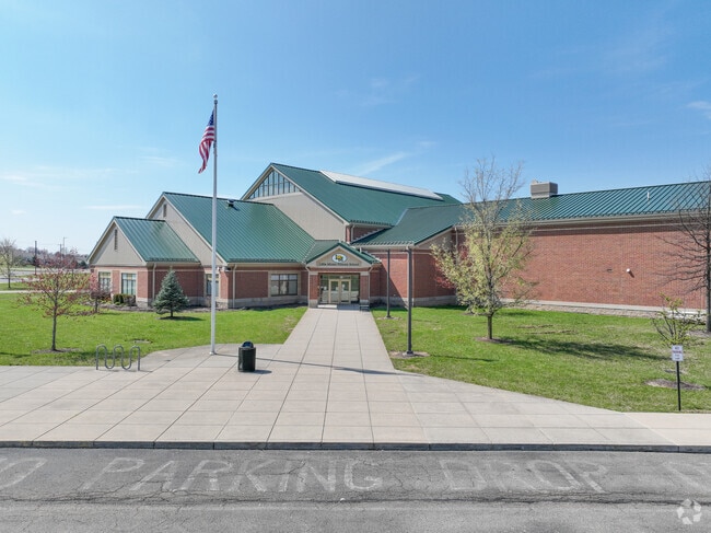 There are many local students who are enrolled here.