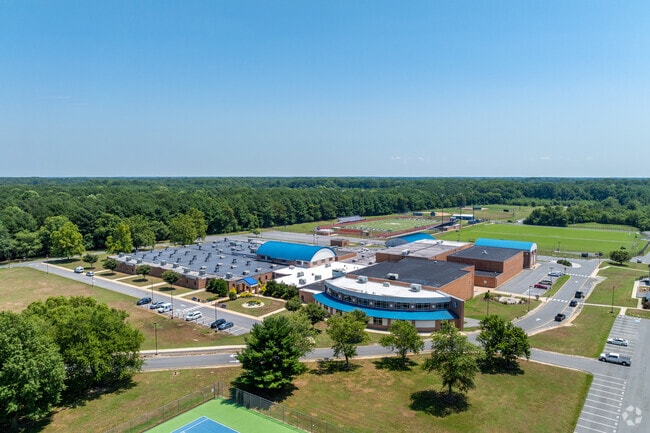 Lake Forest High School is a part of the Lake Forest School District.
