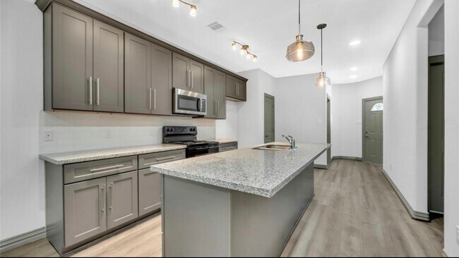 4118 Mallow St unit A, Houston, TX 77051 - photo 7