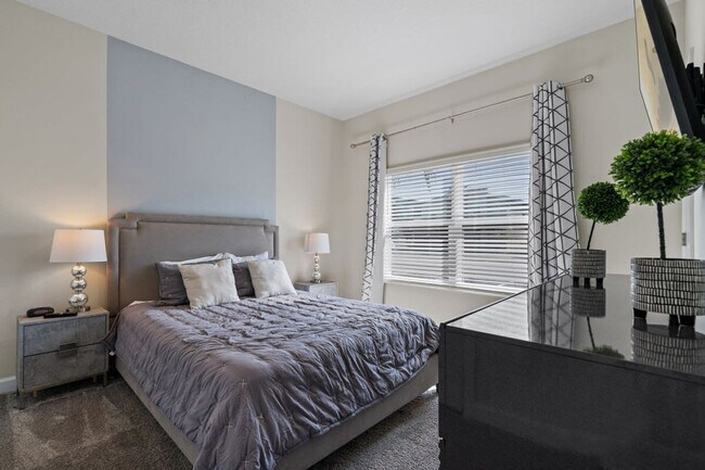 1216 Challenge Dr unit ID1280907P, Four Corners, FL 34747 - photo 4