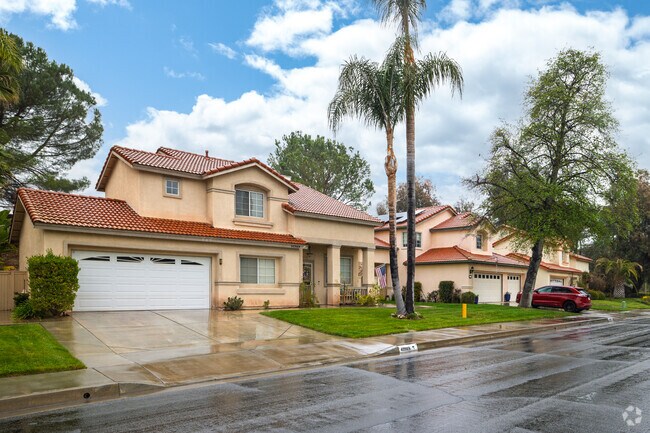 Terracotta roofs keep homes cool during the summer heat in Chardonnay Hills.
