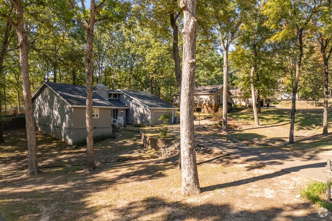 Rankins Oak Forest features many distinct mid-century homes.