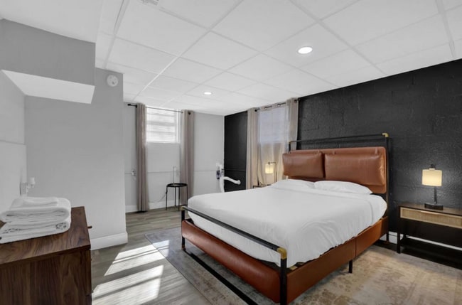 2364 Lilla Cir SW unit B, Atlanta, GA 30310 - photo 2