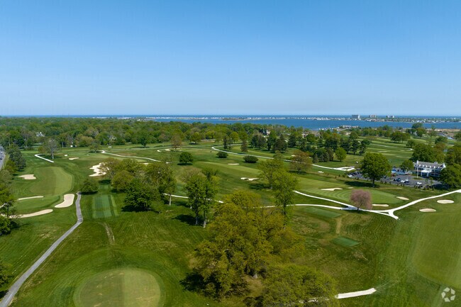 Rumson Country club is a private golf club in Rumson.