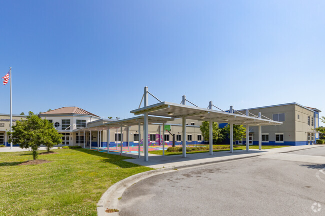 Front of Hodge Elementary School in Savannah, GA.