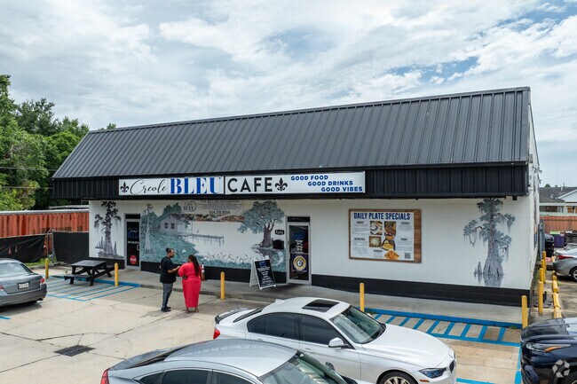 Bleu Cafe in Estelle serves up delicious and authentic Creole dishes.