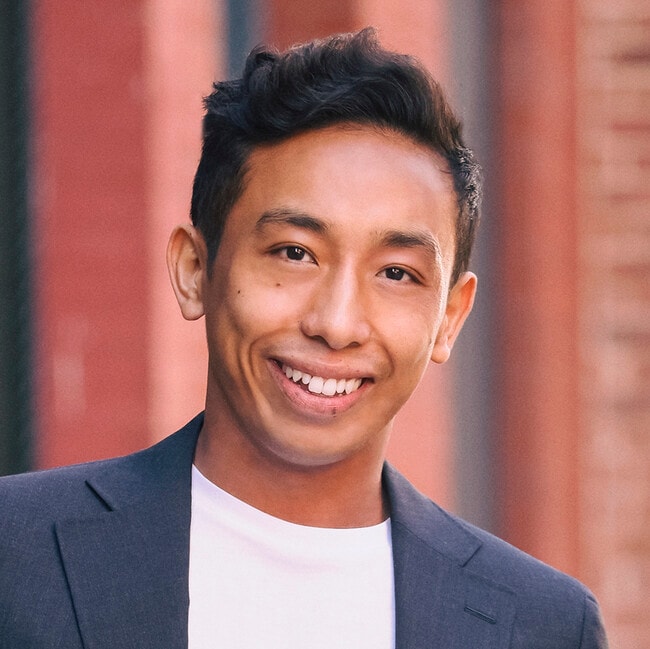 Agent Photo