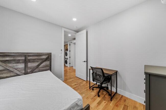 2505 Hoffman St, Bronx, NY 10458 - photo 5