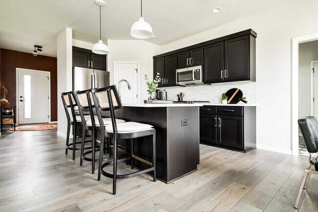 116 Milky Way unit 36893186, Madison, WI 53718 - photo 6