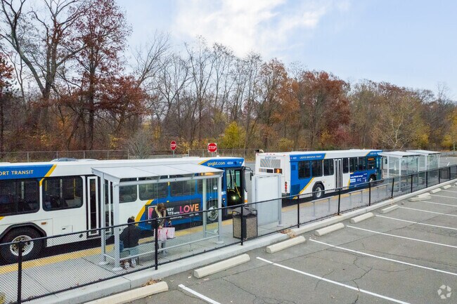 Hop on a bus to the nearby Trumbull Mall from Daniel Farm District for some shopping.