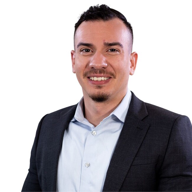 Agent Photo