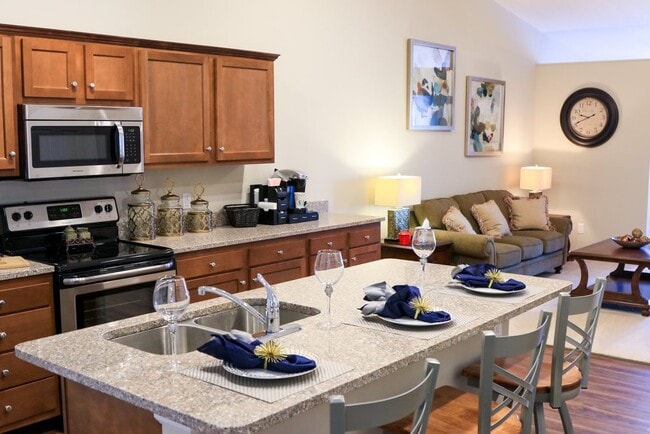 Redwood Midland, Midland, MI 48642 - photo 2