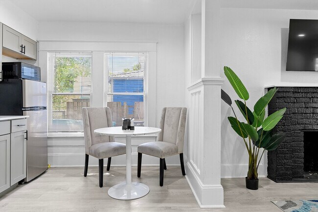 316 E Amelia St unit ID1363947P, Orlando, FL 32801 - photo 6