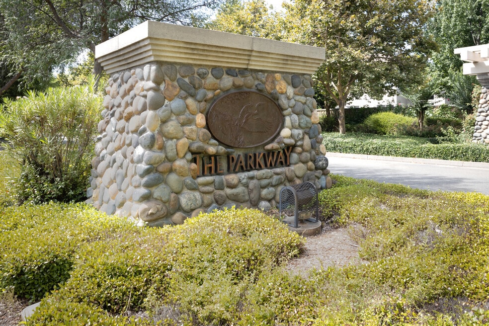 TheParkway_509616_EF_070825_FINAL