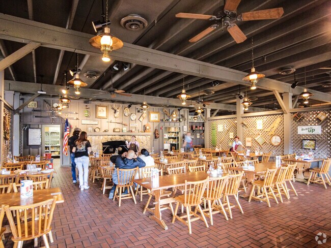Cracker Barrel Old Country Store near Little Rock Canyon offers classic comfort food and a rustic dining atmosphere.