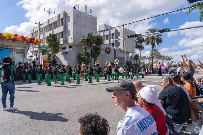 Winternational Thanksgiving Day Parade