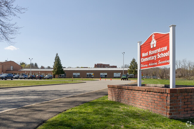 West Haverstraw School in Thiells, has received recognition for its athletic program.