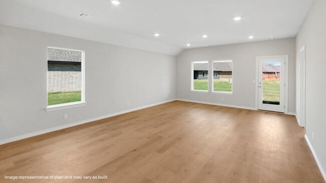 2104 E Vandalia St, Broken Arrow, OK 74012 - photo 3