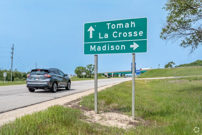 Tomah's convenient location between highways 90 and 94 make it a hub for travelers headed to La Crosse, which is less than 45 miles away.