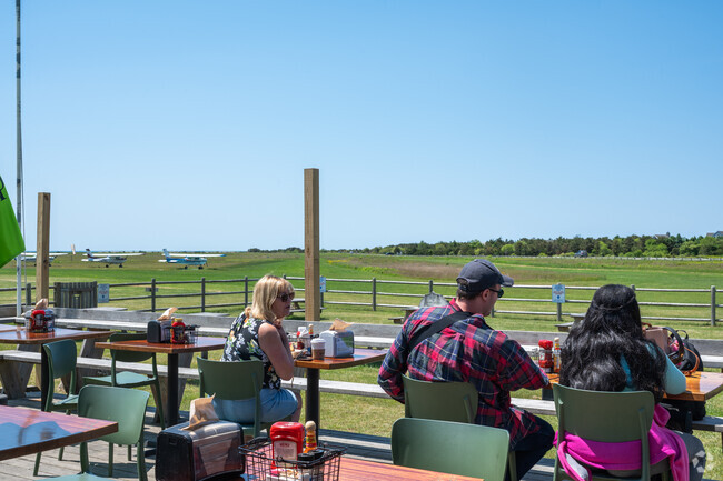 Grab a drink and watch the planes land at Katama Airpark.