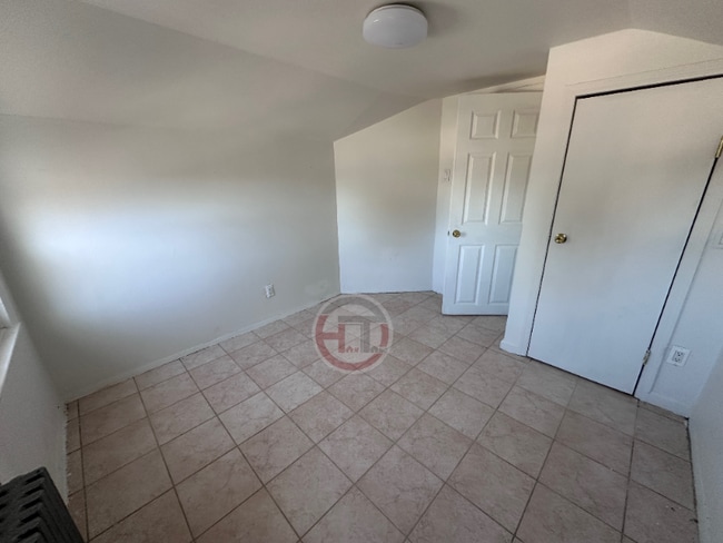 1446 Gillespie Ave unit 1, Bronx, NY 10461 - photo 7