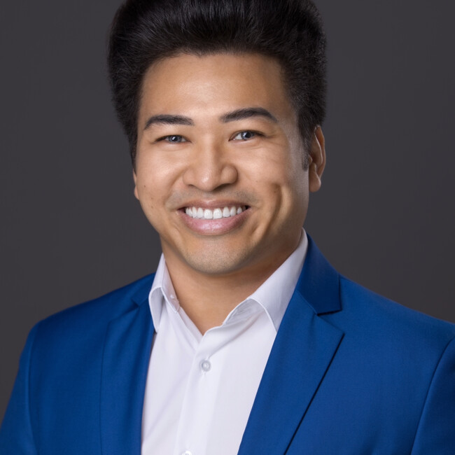 Agent Photo