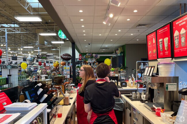 Starbucks in Harrison fuels morning commutes to Cincinnati via I‑74.