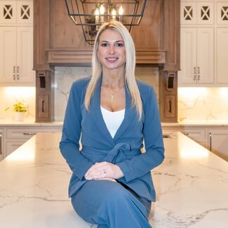 Jennifer Oukrust